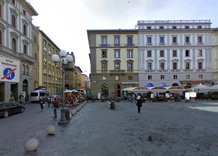 Dante Alighieri Alojamento de Acomodação e Pequeno-almoço 3*